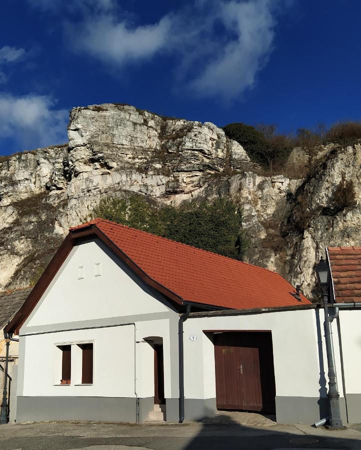 Várvölgy Vendégház - teljes ház, kizárólagos használattal Villa Veszprém Esterno foto